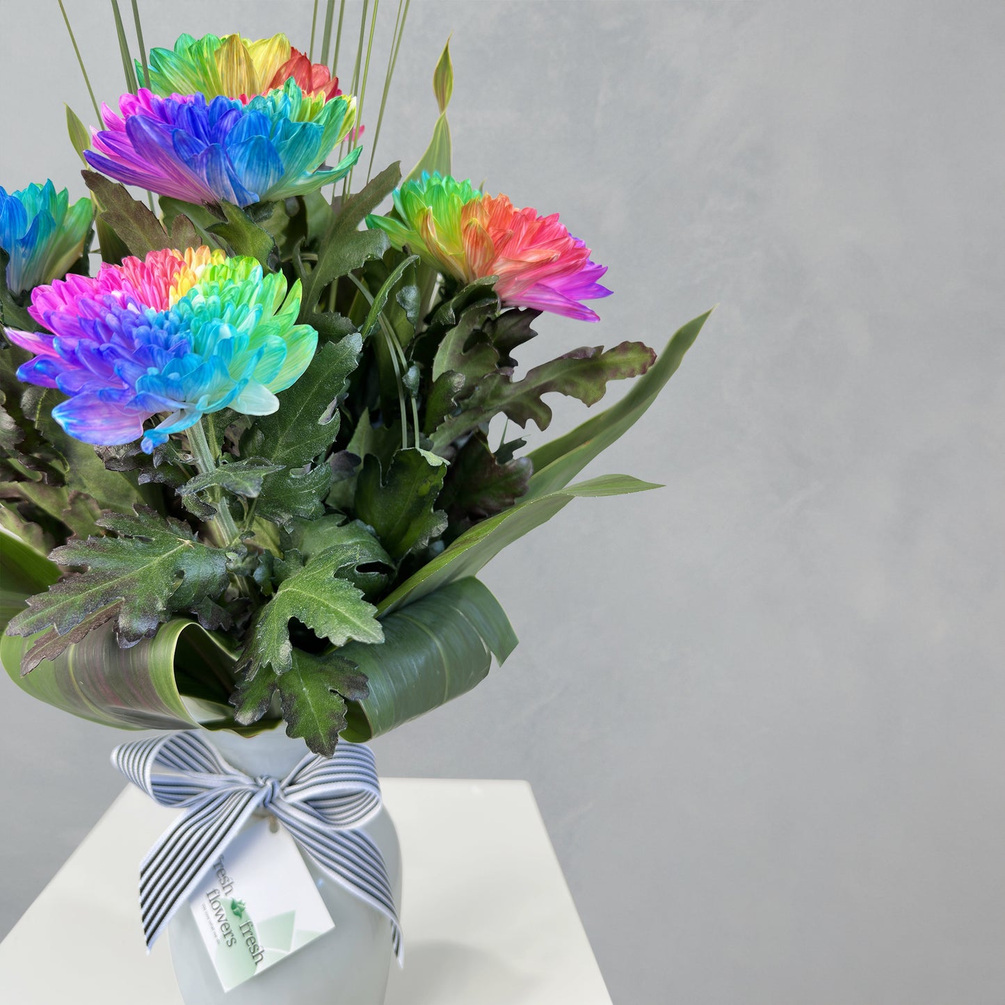 Rainbow Disbud Vase